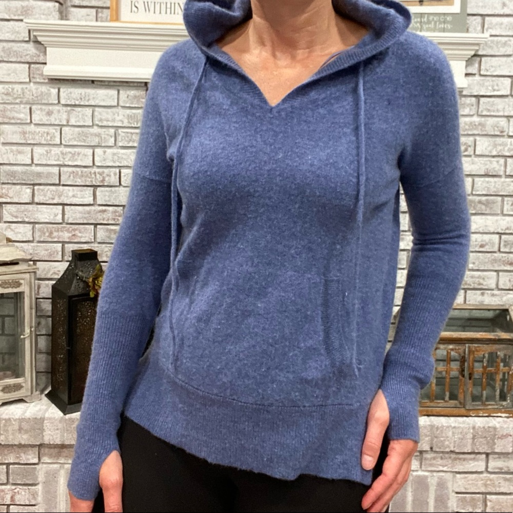 MAX STUDIO Cashmere Sweater Hooded  SIze XS